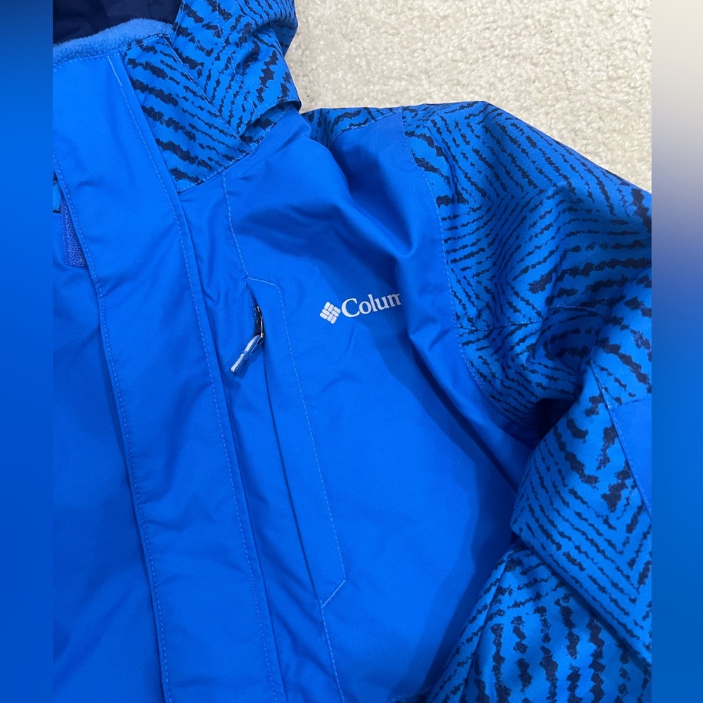 Columbia snow jacket
